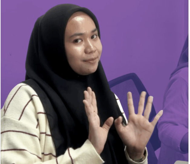 Cari tempat sablon kaos di Bantaeng? Remake Industry siap bantu produksi kaos custom dengan hasil terbaik, awet, dan harga terjangkau.